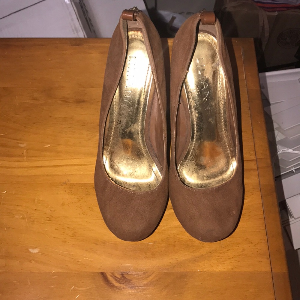 LILIANA BROWN SPIKE HEELS